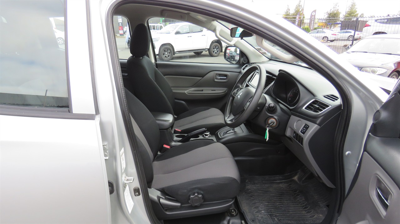 2016 Mitsubishi Triton