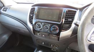 2018 Mitsubishi Triton - Thumbnail