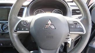 2018 Mitsubishi Triton - Thumbnail