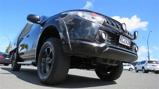 2018 Mitsubishi Triton - Thumbnail