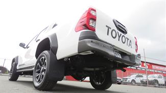 2026 Toyota Hilux - Thumbnail