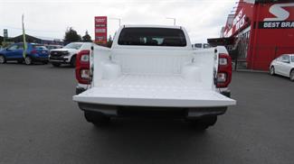 2026 Toyota Hilux - Thumbnail