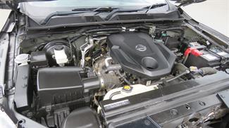 2019 Nissan Navara - Thumbnail