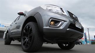 2019 Nissan Navara - Thumbnail