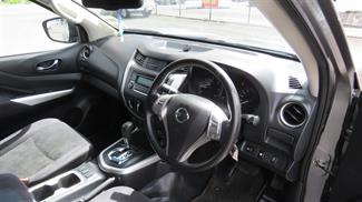 2019 Nissan Navara - Thumbnail