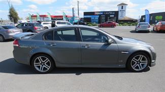 2011 Holden Commodore - Thumbnail