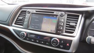 2015 Toyota Highlander - Thumbnail