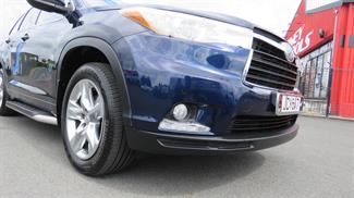 2015 Toyota Highlander - Thumbnail