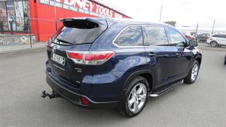 2015 Toyota Highlander - Thumbnail