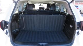 2017 Toyota Highlander - Thumbnail