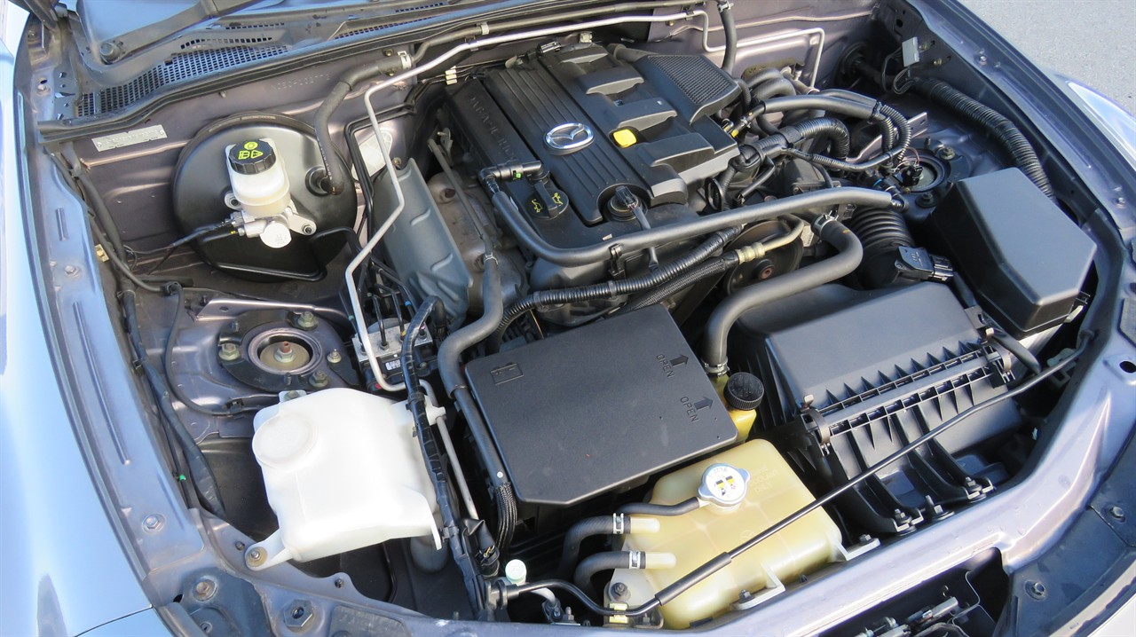 2005 Mazda Roadster