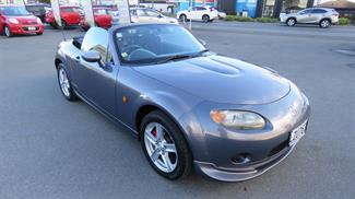 2005 Mazda Roadster - Thumbnail