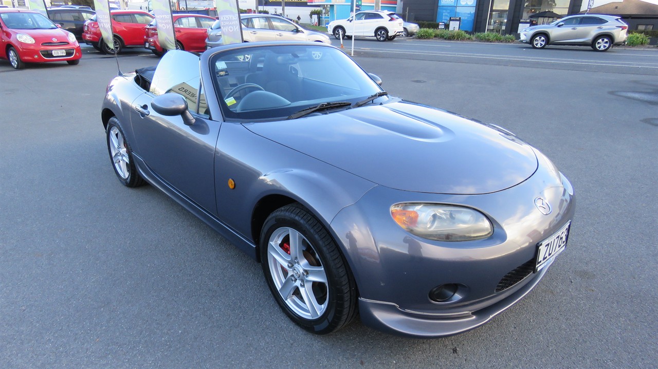 2005 Mazda Roadster
