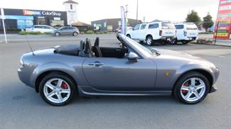 2005 Mazda Roadster - Thumbnail