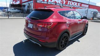 2014 Hyundai Santa Fe - Thumbnail