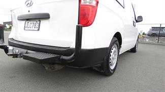 2015 Hyundai Iload - Thumbnail