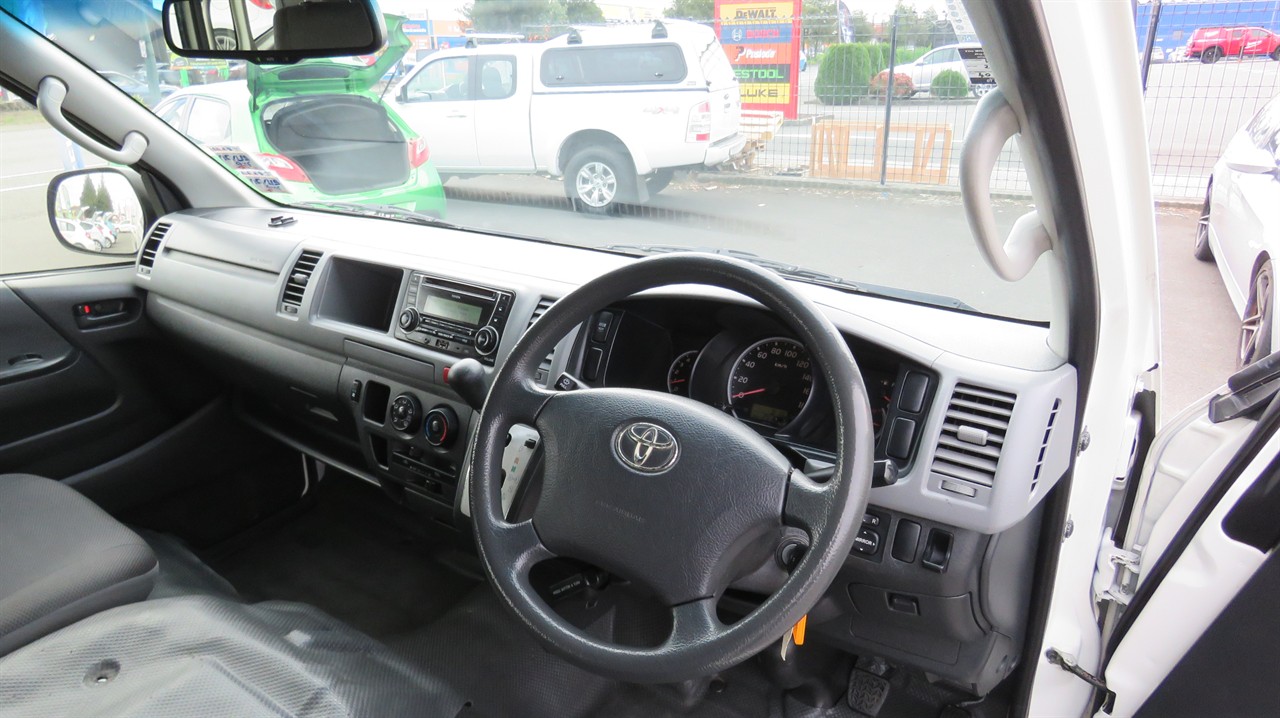 2013 Toyota Hiace