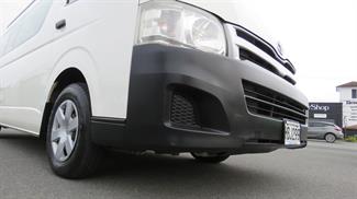 2013 Toyota Hiace - Thumbnail