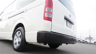2013 Toyota Hiace - Thumbnail