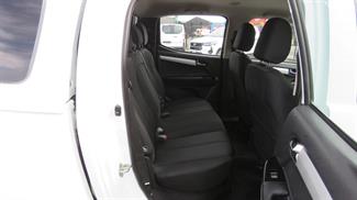 2019 Isuzu D-Max - Thumbnail