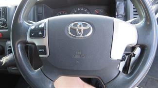 2016 Toyota Hiace - Thumbnail