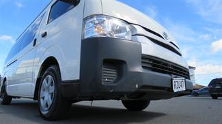 2016 Toyota Hiace - Thumbnail