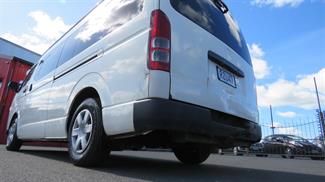 2016 Toyota Hiace - Thumbnail
