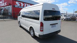 2016 Toyota Hiace - Thumbnail