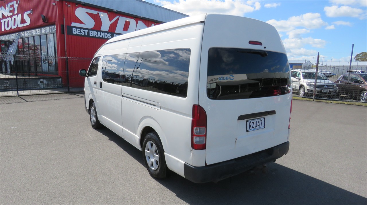2016 Toyota Hiace