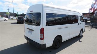 2016 Toyota Hiace - Thumbnail