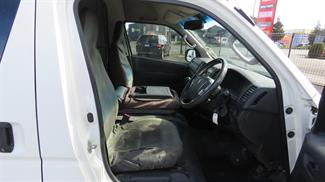 2016 Toyota Hiace - Thumbnail