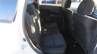 2021 Mitsubishi Outlander - Thumbnail