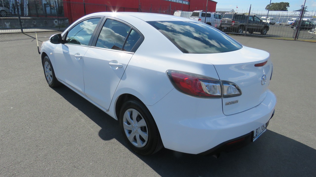 2010 Mazda Axela