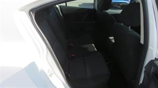 2010 Mazda Axela - Thumbnail