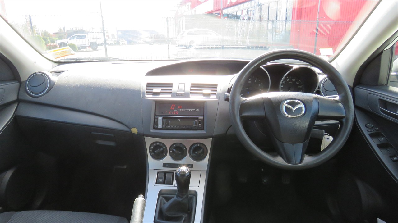 2010 Mazda Axela