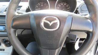 2010 Mazda Axela - Thumbnail