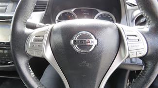 2015 Nissan Navara - Thumbnail