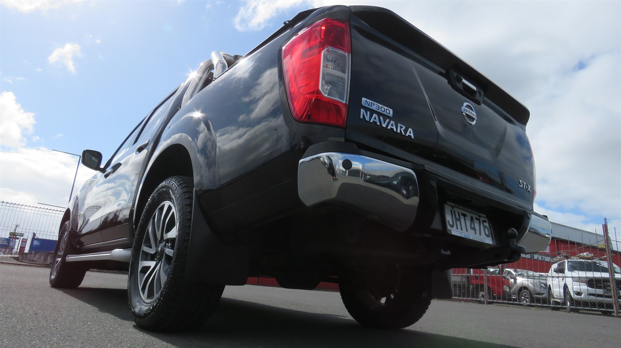 2015 Nissan Navara