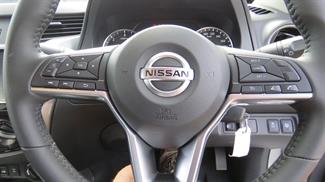 2026 Nissan Navara - Thumbnail