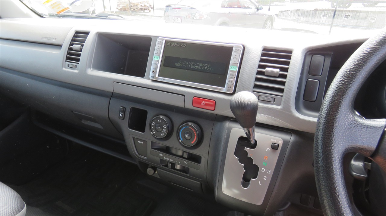 2010 Toyota Hiace