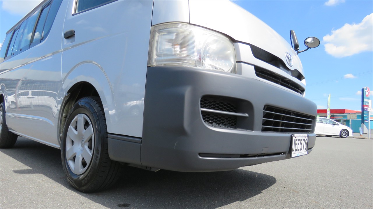 2010 Toyota Hiace