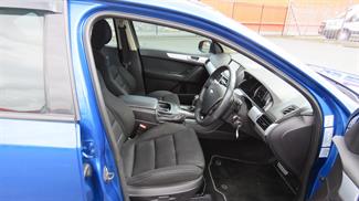 2012 Ford Falcon - Thumbnail