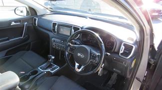 2017 Kia Sportage - Thumbnail