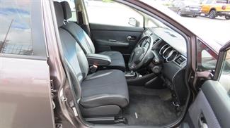 2009 Nissan Tiida - Thumbnail