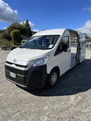 2026 Toyota Hiace - Thumbnail