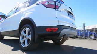 2017 Ford Escape - Thumbnail