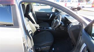 2008 Nissan Dualis - Thumbnail