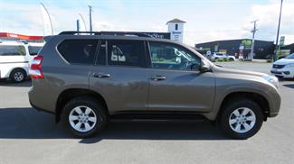 2014 Toyota Landcruiser Prado - Thumbnail