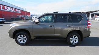 2014 Toyota Landcruiser Prado - Thumbnail