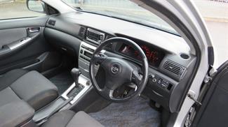 2001 Toyota Allex - Thumbnail